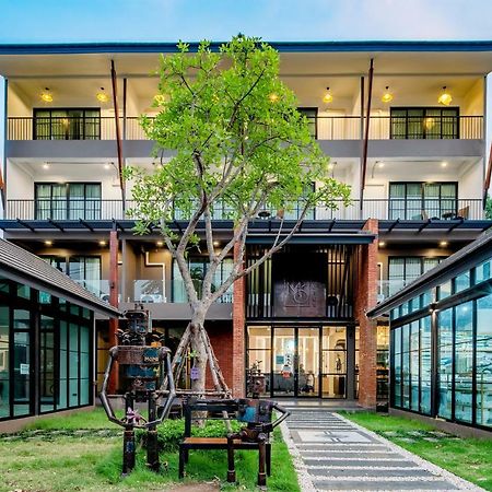 Momo Hotel Csiangmaj Kültér fotó